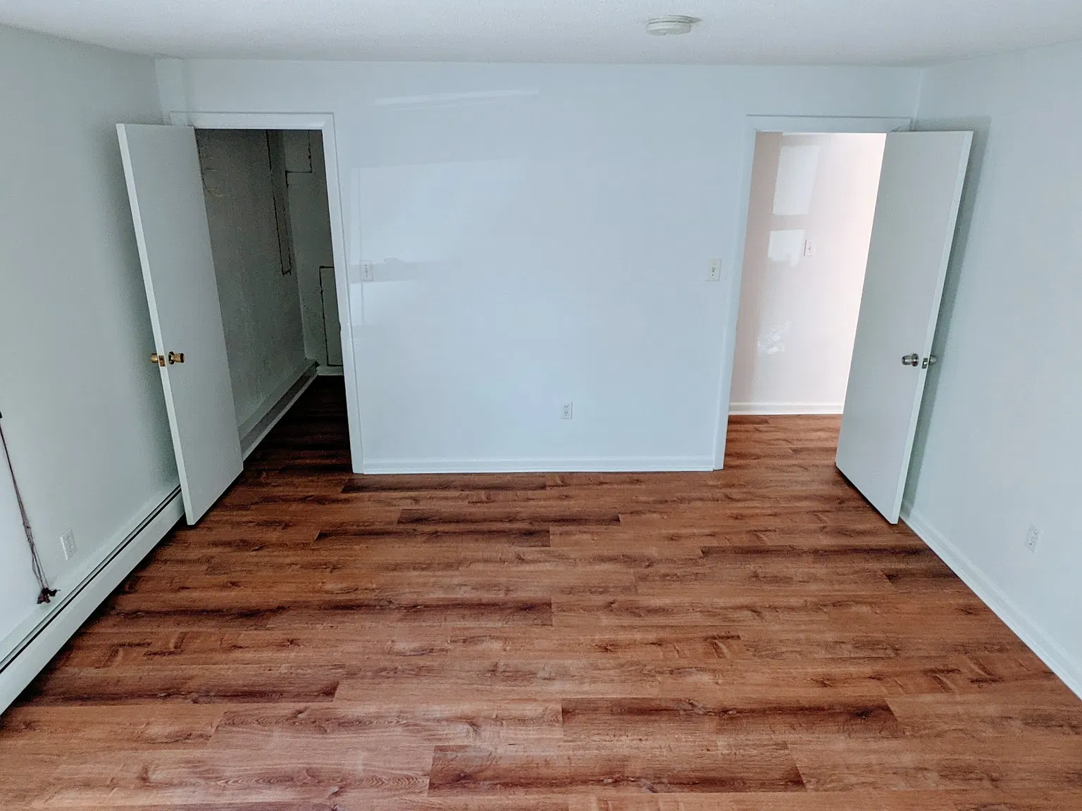 1 bed, 811 sqft, $2,200 — Photo 3