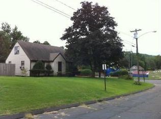 73 Park Hl, New Britain, CT 06010