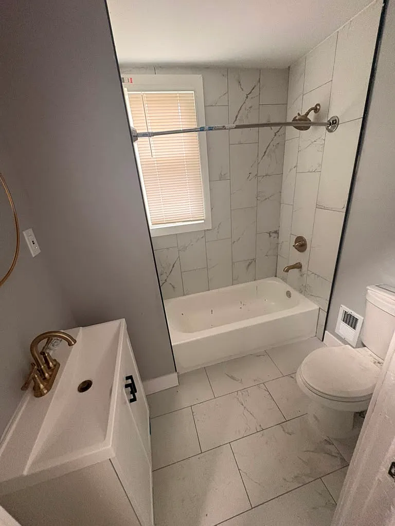 2 bed, 900 sqft, $1,800 — Photo 3