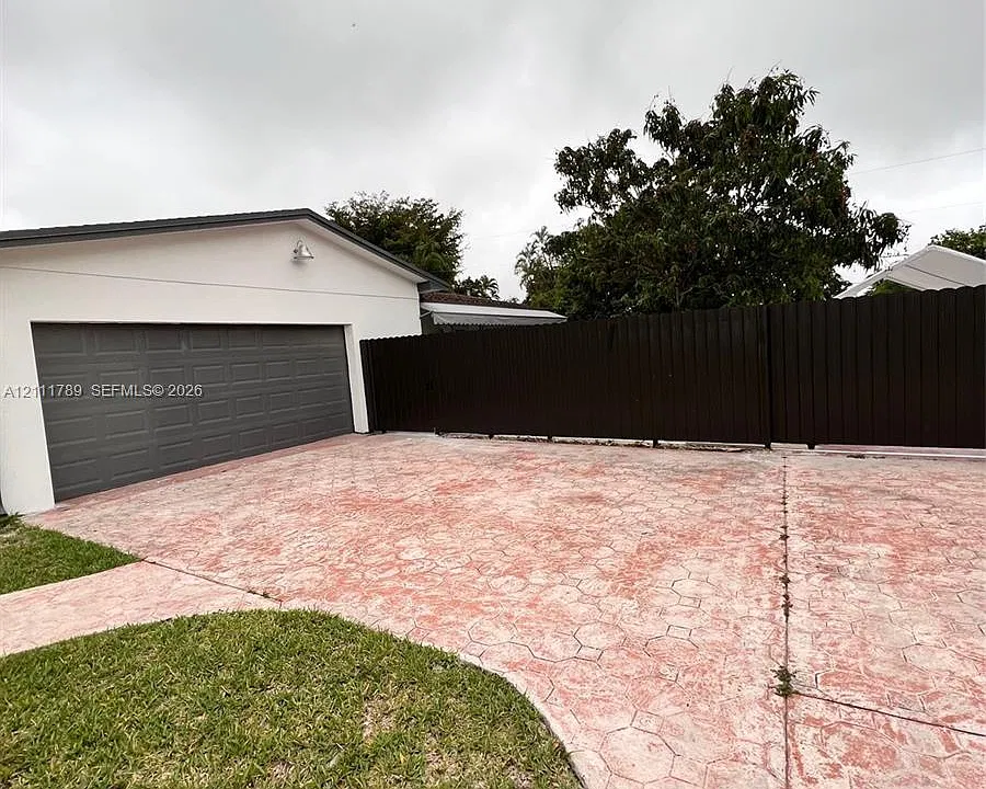 11250 SW 173rd Ter