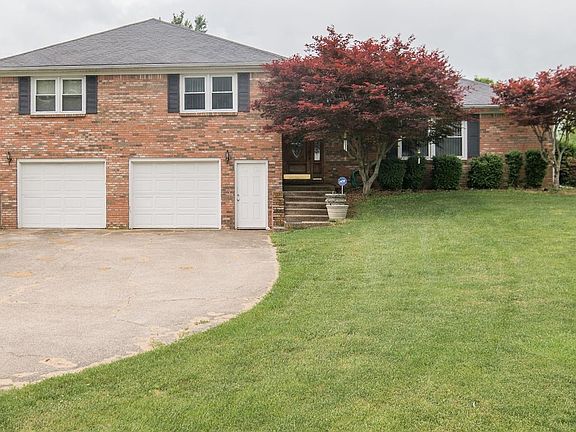2nd image of 303 Anglewood Ct
