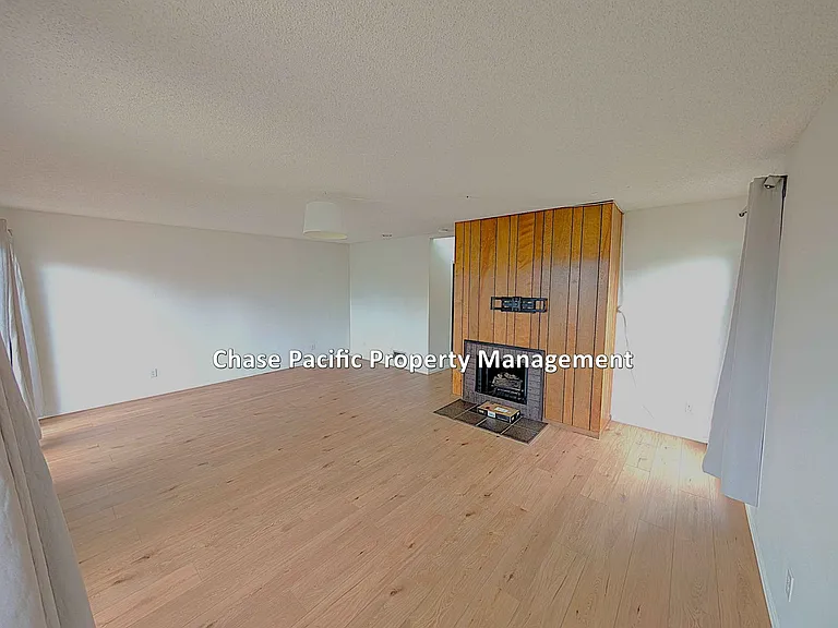 7452 Fay Ave — Photo 7