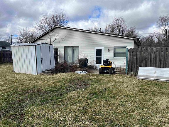 2nd image of 3001 E Centennial Ave