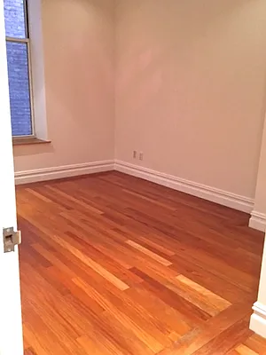 Rented by Manhattan Apartment Organization | media 29
