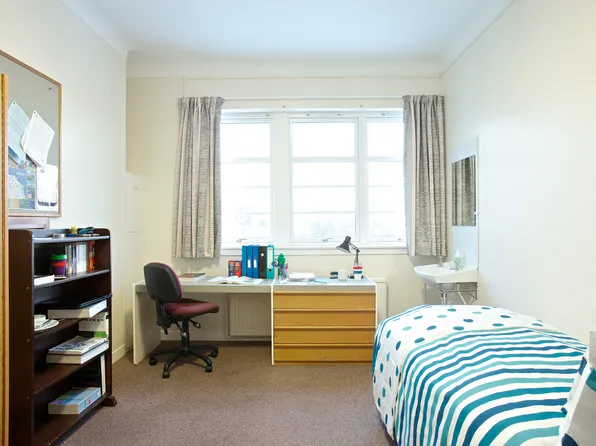 (undisclosed Address), Providence, RI 02903