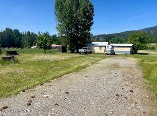 12745 Dufort Rd, Priest River, ID 83856