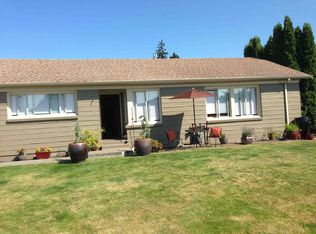 7517 Lakemont Dr NE, Seattle, WA 98115