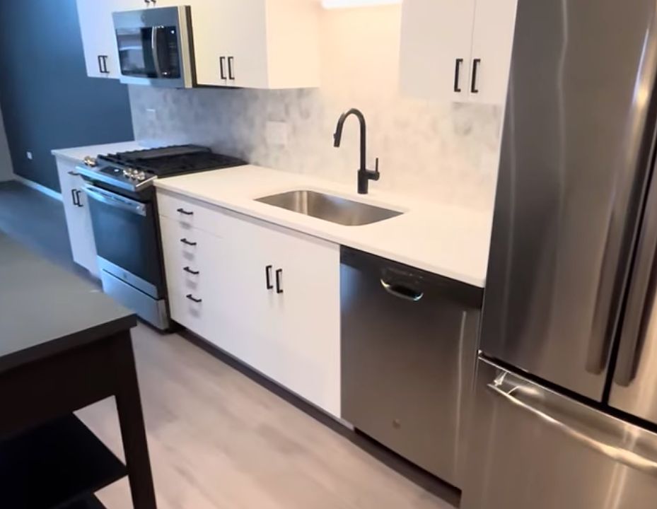 1st image of 2443 N Linden Pl #4A