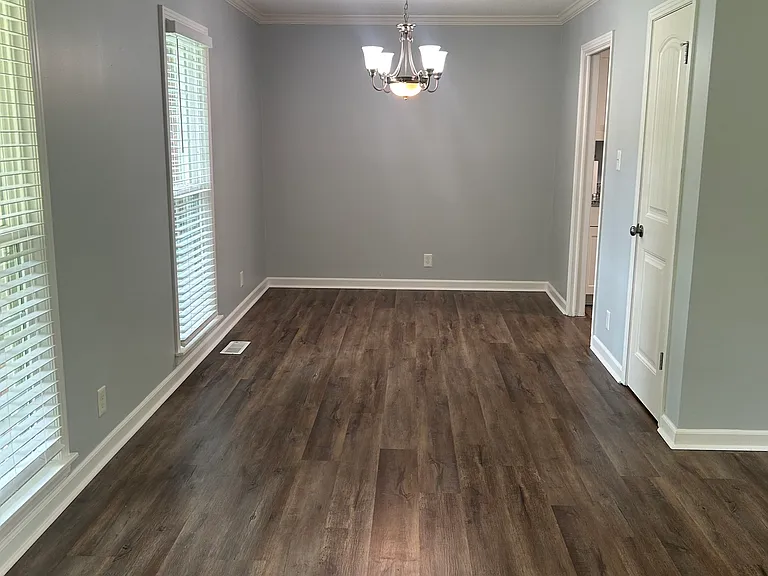 26 Rockwell Rd — Photo 5