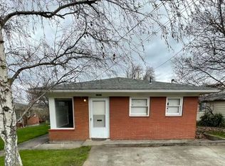 1807 E 12th St, The Dalles, OR