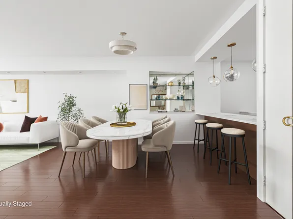 166 East 63rd Street 6J image 2 of 10