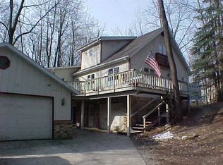 9536 Calgary Dr S, Canadian Lakes, MI 49346