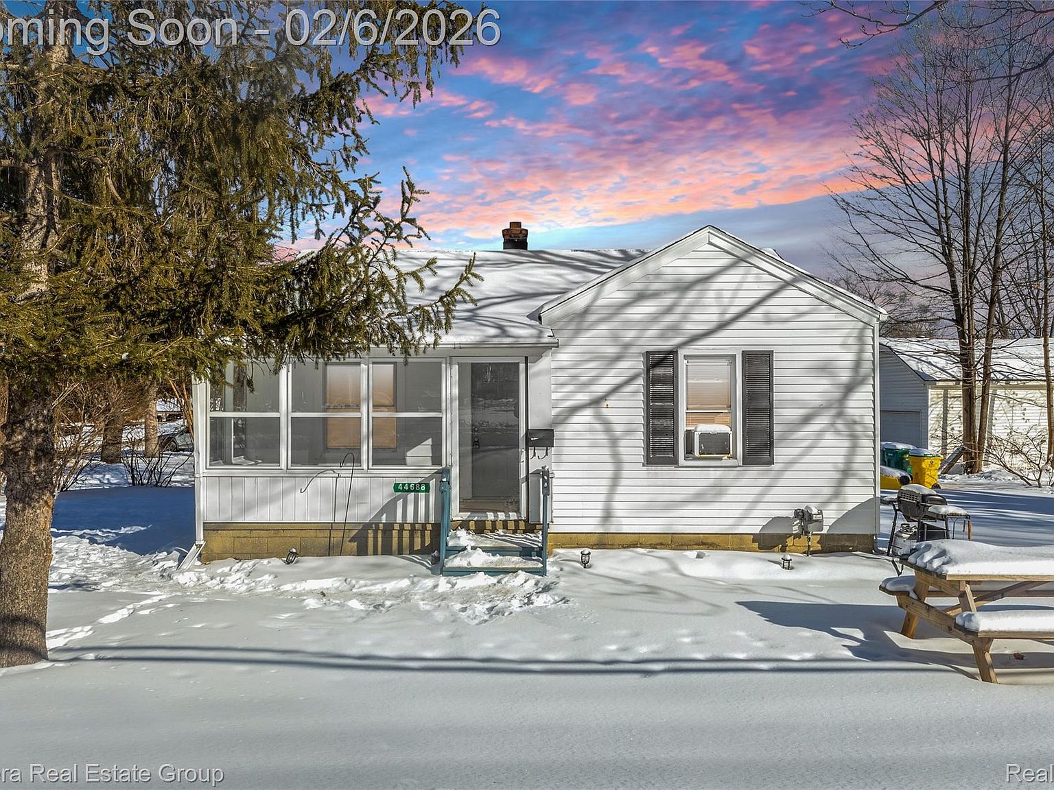 44686 Davis Dr, Utica, MI 48317 | Zillow