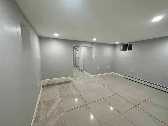 5th image of 3452 Ely Ave #3