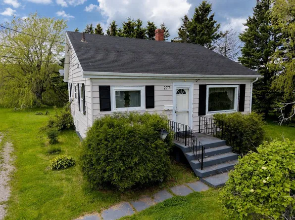 277 Atlantic St, Cape Breton, NS B1V 1W7