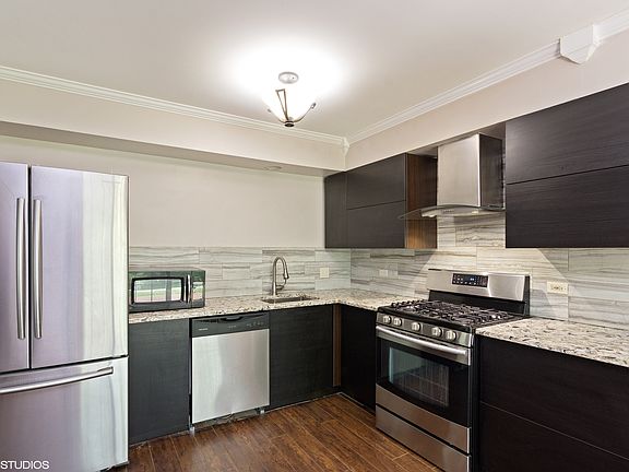 5th image of 26283 N Green St