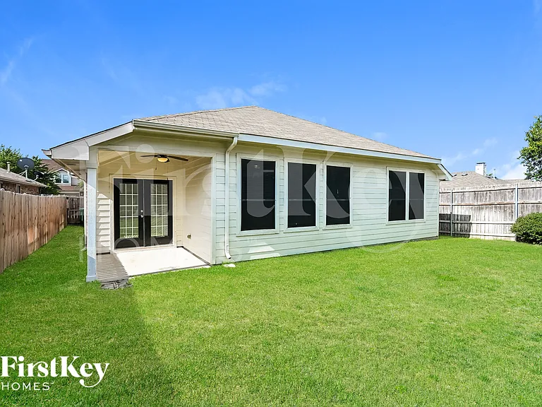 10408 Bradshaw Dr — Photo 15
