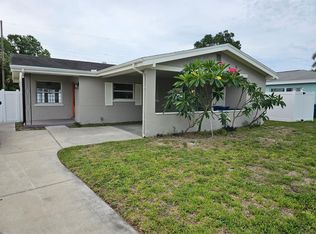 10432 Orange Blossom Ln, Seminole, FL 33772