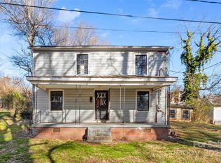 102 W Carolina Ave, Bessemer City, NC 28016