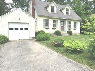 77 E Main St, Stockbridge, MA 01262