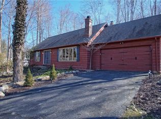 9019 Walton Rd, Northfield, OH 44067