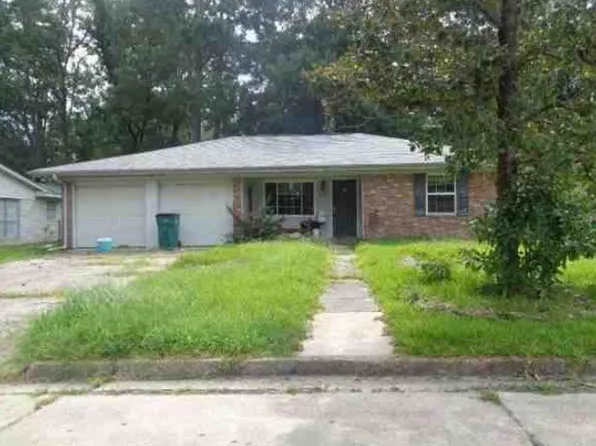 1315 Crestwood Dr, El Dorado, AR 71730