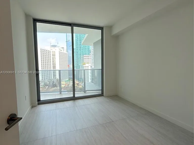 77 SE 5th St #1602 — Photo 15