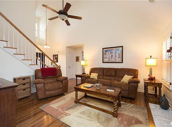 2nd image of 728 Pinebough Ln