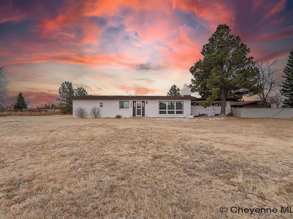 1st image of 1319 Terry Ranch Rd