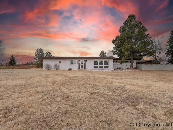 1319 Terry Ranch Rd, Cheyenne, WY 82007