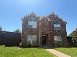 3955 Luke Ln, Carrollton, TX 75007