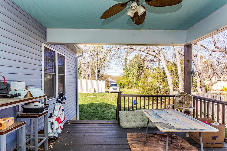 313 Idlewild Ave — Photo 4