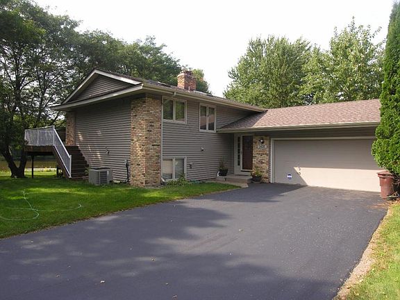 3rd image of 2615 Fountain Ln N