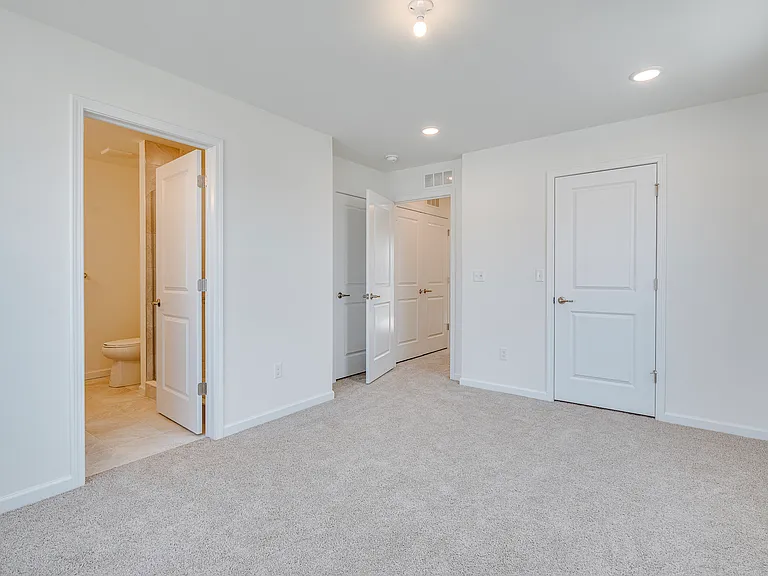 4876 Parkside Ln — Photo 20