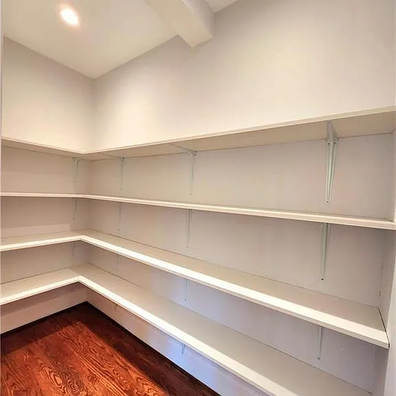 1112 Shepherds Ln — Photo 41