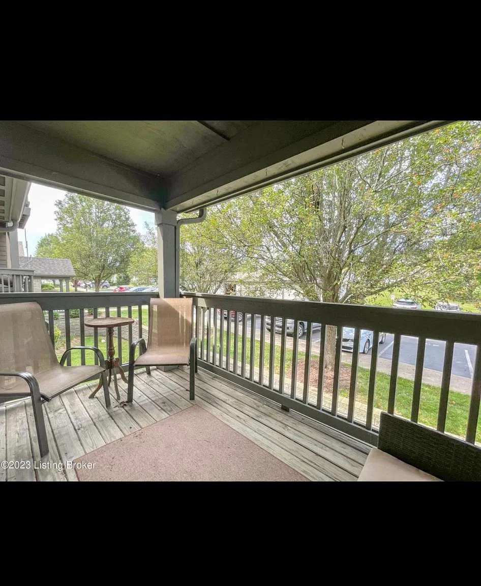 5305 Rolling Rock Ct — Photo 1