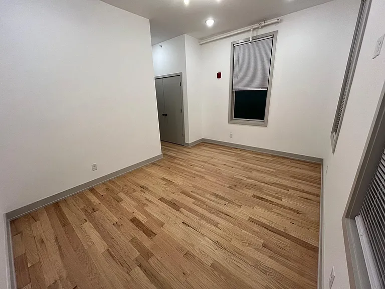 1745 Republic St #6 — Photo 8
