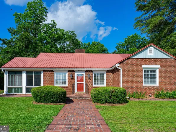 233 S McDougald Ave, Pine Mountain, GA 31822