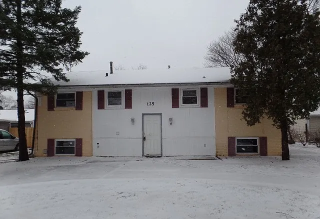125 Kingston Rd photo 1