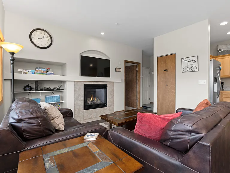 3365 Columbine Dr #403 — Photo 43