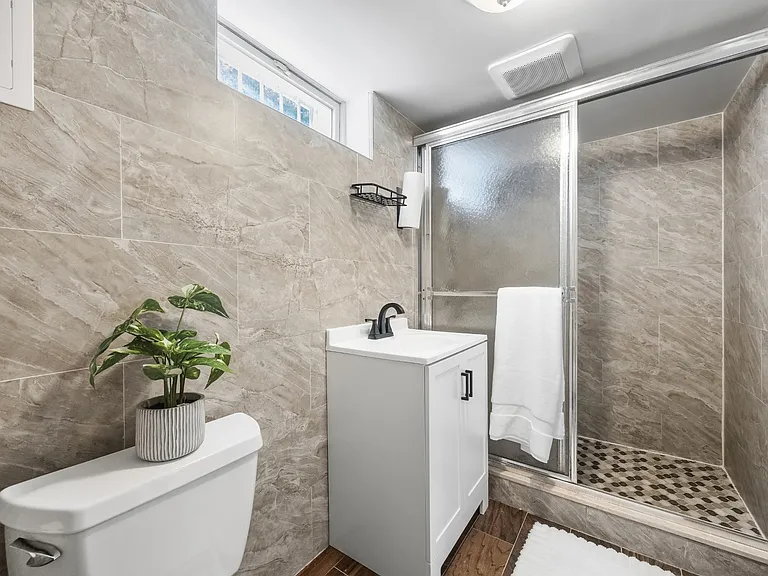 21 Joyce Rd — Photo 24
