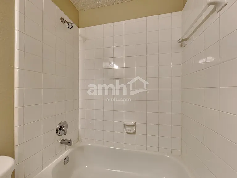 1105 Warrington Way — Photo 17