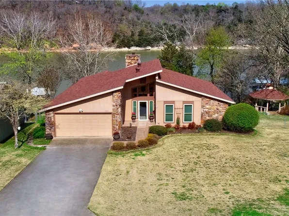 20851 SE Lakeshore Dr, Springdale, AR 72764