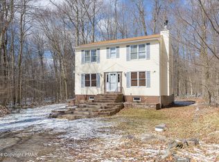 5082 Spruce Ln, Tobyhanna, PA