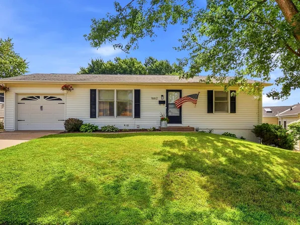 1662 Alpha Ave, Dubuque, IA 52001