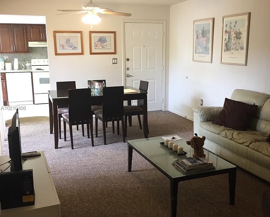 Living/Dining Kendall Forest Unit