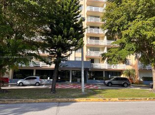 15600 NW 7th Ave APT 418, Miami, FL 33169