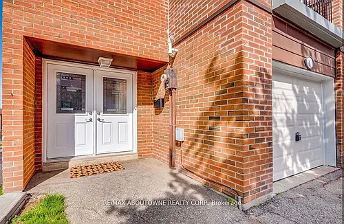 180 Mississauga Valley Blvd #1 Photo 1