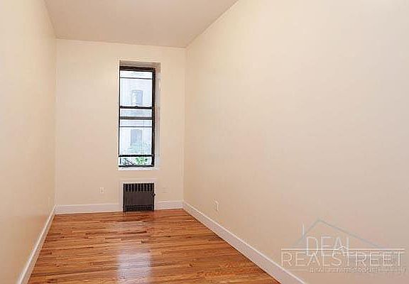 5th image of 85 Eastern Pkwy APT 1D