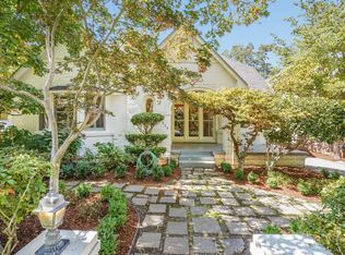 928 45th St, Sacramento, CA 95819